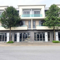 Chính Chủ Cần Bán Gấp Shophouse 120M2 Đối Diện Khu Công Nghệ Cao Giá Rẻ