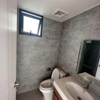 Cần Bán Gấp Căn 3 Phòng Ngủ-105M2- Suất Chủ Đầu Tư. Giá Chỉ 1.6 Tỷ