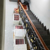 Cần Bán Căn Nhà 3 Tầng Phường Ngô Quyền. Gần Chợ Vĩnh Yên