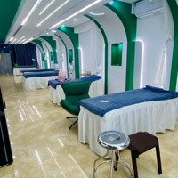 Hot! Hiếm! Mặt Phố Cầu Giấy Sầm Uất - Tòa Nhà Dòng Tiền - 95M - Ô Tô Dừng Đỗ Ngày Đêm - 41 Tỷ Nhỉnh