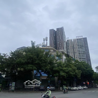Bán Gấp Nhà Mặt Phố Trần Kim Xuyếndiện Tích400 M2 ,Diện Tích17.5M