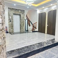 Siêu Phẩm Khương Đình 40M - 6T - Mt5.2M - 9.6 Tỷ . Thang Máy ,Full Nội Thất Ở Ngay ,Ngõ Thoáng Đẹp
