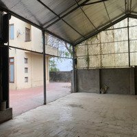 Cho Thuê Nhà Biệt Thự Và Nhà Xưởng Tổng Diện Tích 500M2, 22,5 Triệu Tại Quốc Lộ 32, Hoài Đức, Hn