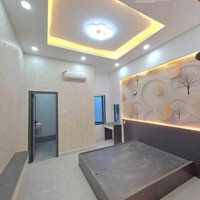 Cần Bán Rẻ Căn Nhà Ngay Lê Đại Hành Q10 Giá Ngộp Chỉ 2 Tỷ 050Diện Tích58M2 3 Phòng Ngủhxh