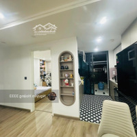 Hoàng 3333 Giá Thật. Bán Ch 119M2, 7,7 Tỷ, 2 Phòng Ngủ 2 Vệ Sinhtại Hoàng Đạo Thúy, Ban Công Mát Mẻ, Sổ Đỏ Sẵn