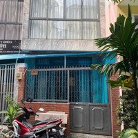 Nhà 2 Lầu Huỳnh Văn Bánh, 3 Phòng Ngủ Giá 14 Triệu