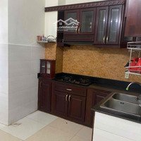 Nhà 2 Lầu Huỳnh Văn Bánh, 3 Phòng Ngủ Giá 14 Triệu