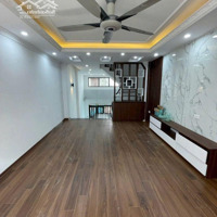 Nhà Mới Tại Tứ Hiệp Cần Bándiện Tích38M X 5 Tầng Giá Bán 4,9 Tỷ