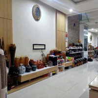 Cắt Lỗ Căn Nhà 4T Phố Biển Sôn ~150M2 Mt9M Đ.phạm Cự Lượng Full Nội Thất Kiên Cố Dòng Tiền ~ 50 Triệu/Th