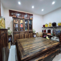 Bán Nhà Riêng 55M2, 18,8 Tỷ, 5 Phòng Ngủ 5 Vệ Sinh Đường Láng, Đống Đa, Hà Nội, Giá Siêu Hời!