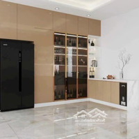 Bán Nhà 3 Tầng, Mặt Tiền Đường 15M, Linh Chiểu, Thủ Đức