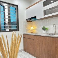 Chung Cư Mini Cho Thuê Tại Phố Trung Kính, Giá Bán 8 Triệu, 40M2, Full Nội Thất