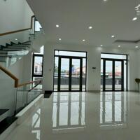 Bán nhà mới đẹp mặt tiền kinh doanh đường Quốc Lộ 1 (Hùng Vương) , thị trấn Diên Khánh