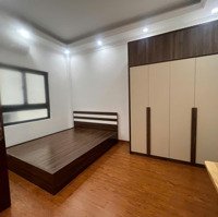 Nhà Mới Xây - Full Nội Thất - Cách 1 Nhà Ra Ô Tô - Hoàng Như Tiếp - Ngõ Thông Hồng Tiến.