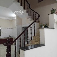 Cho Thuê Nhà Diện Tích 4,5 X 19 M2: 1 Trệt 1 Lầu, 2 Phòng Ngủ, 3 Toilet Giá 7,5 Triệu/Tháng