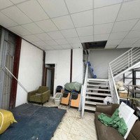 Chính Chủ Cho Thuê 2 Tầng Kho, Nhà Xưởng Tại Bát Khối, 32 Tr/Th, 300M2, Mặt Tiền 6M, Uy Tín