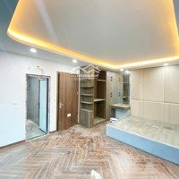 Phạm Văn Đồng-Nhà Mới Kính Koong - Thang Máy-Lô Góc - Phân Lô-Gần Phố - Dt=35M2 X 6Tầng Nhỉnh 7 Tỷ