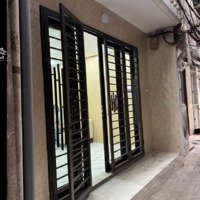 Bán Nhà Riêng 40M2, 6,8 Tỷ, 2 Phòng Ngủ 2 Vệ Sinhtại Văn Chương, Đống Đa, Hà Nội Đẹp, Nhiều Tiện Ích