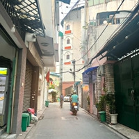Bán Nhàhẽm Xe Hơiphan Đăng Lưu Quận Phú Nhuận, 3 Tầng, Gần Mt, 43M2, 4 Phòng Ngủở/Cho Thuê, 7.9 Tỷ