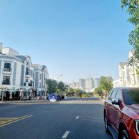 Biệt Thự Góc Kinh Doanh Đường D2A Sấm Uất Nhất Còn Sốt Lại - Giá Siêu Tốt Chỉ 50 Triệu/Tháng