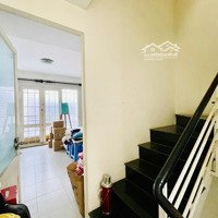 Bán Nhà Hẻm Xe Hơi Tô Hiến Thành Quận 10, 26M2, 4 Tầng, Chủ Gấp Bán Mong Gặp Khách Thiện Chí.