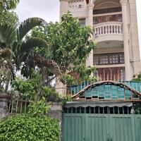 Bán Villa đường 8 Linh Chiểu Tp Thủ Đức gần Vincom giá 35 tỷ