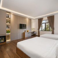 Bán Khách Sạn 7 Tầng Diện Tích 200M Kinh Doanh Ổn Địnhg Gần Hồ Nghinh.