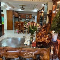27 Tỷ Sở Hữu Biệt Thự 4 Tầng Ra Trần Não Đường Thương Mại Đắc Địa Bậc Nhất Quận 2