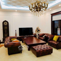 Biệt Thự Anh Đào Vinhomes Reverside. Mặt Tiền 12.6M. Giá Bán 74 Tỷ