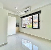 Ngay Etown Cộng Hoà, Chợ Hoàng Hoa Thám Phòng 25M2 Giá Hấp Dẫn