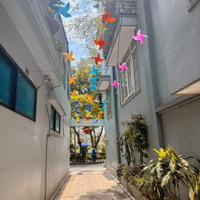 Nhà Phố Lạc Long Quân - Tây Hồ. Ngõ Thông Phố Trịnh Công Sơn.diện Tíchrộng 108M2*3 Tầng. Giá Bán 17.8 Tỷ