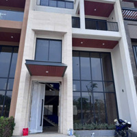 Vị Trí Vàng Biệt Thự 302M2, Mặt Tiền 7M, Sẵn Sàng Kinh Doanh Ngay!