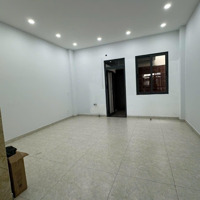 Mặt Bằng Kinh Doanh 135M2 Đối Diện Trường Tiểu Học Và Trung Học. Tự Do Kinh Doanh Thoải Mái