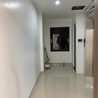 Cho Thuê Nhà Mặt Phố Trần Quốc Hoàn,Diện Tích50M,Mặt Tiền4M, 3 Tầng, Thông Sàn, Lô Góc, Thang Máy, Kd