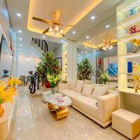 Bán nhà phố 8/3, Hai Bà Trưng 30m, 4 tầng, Giá: 6.28 tỷ. LH: 0937158386