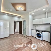 Căn Hộ Mới Xây Có Ban Công Khu Vực An Ninh Cao Đầy Đủ Nội Thất Đang Trống Sẵn