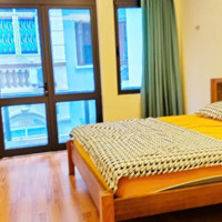 Cho Thuê Nhà Nguyên Căn 4 Phòng Ngủ Tại Âu Cơ Tây Hồ Giá Bán 20 Triệu/Th