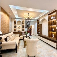 Ngộp Bank - Bán Gấp Nhà Mặt Tiền Nguyễn Tiểu La, P. 8. (Dt: 3,3X18M) - 2 Tầng