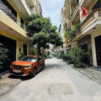 Duy Nhất Cầu Giấy Giá Mặt Đất - Chủ Cần Bán Biệt Nhanh - Căn Biệt Thự Thuộc Khu Phân Lô - Ôtô