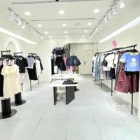 Cho Thuê Nhà Mặt Tiền 32A Hồ Bá Kiện, Phường 15, Quận 10