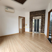 Cho Thuê Biệt Thự Khu Victoria Village Thạnh Mỹ Lợi, Quận 2, 5 Phòng Ngủ Giá Chỉ 30 Triệu