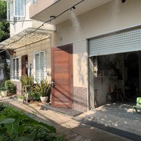 Bán 2 Nhà Liền Kề: Nhà Số 82 B Đường 13, Kp 5, P. Bình Trưng Tây