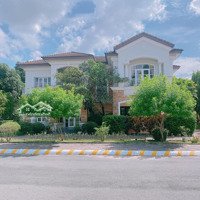 Cho Thuê Biệt Thự Sân Vườn Mở Cafe, Phim Trường, Văn Phòng, Nhà Ở Tại Khu Biệt Thự Vani Bình Dương