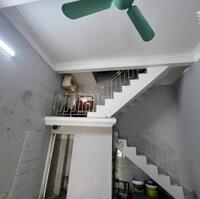 Cho thuê nhà ngõ 180 Hạ Đình, Khương Đình, Thanh Xuân, 35m2, 3 tầng, 3 ngủ, 10 Triệu