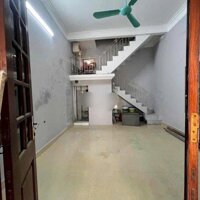 Cho thuê nhà ngõ 180 Hạ Đình, Khương Đình, Thanh Xuân, 35m2, 3 tầng, 3 ngủ, 10 Triệu