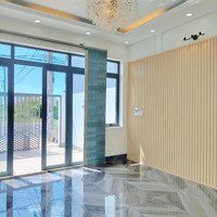 Nhà Mới 100%, Lộ Giới 30M Kdc Phường Tân Xuyên Tp Cà Mau