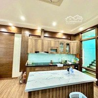 Nhà Lô Góc Mặt Phố Đông Quan Ô Tô Tránh - Thông Sàn - 50/55M2 , 7 Tầng , Mặt Tiền 5.4M , 25 Tỷ .