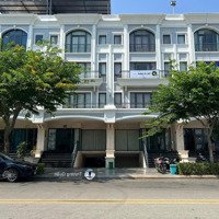 Cho Thuê Văn Phòng Theo Tầng,Full Máy Lạnh,Sàn Trống Suốt Tiện Setup,Kđt Vạn Phúc City
