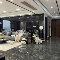 Bán Căn Hộ Indochina Plaza Xuân Thuỷ, 3 Phòng Ngủ 145M2, Ban Công Đông Nam, Gía 14 Tỷ Liên Hệ: 0338250658