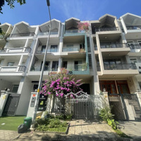 Bán Đi Định Cư Nhà Phố Kdc Himlam Quận 7 Dt: 5X20M Shr Vị Trí + Nhà Số Đẹp Gb: 25 Tỷ Liên Hệ: 0908935765